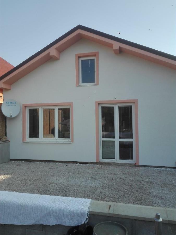 Halex 4 Villa Bojna Exterior photo